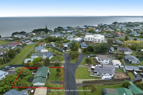 Photo of property in 4 Litchfield Place, Clarks Beach, 2122