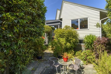 Photo of property in 2 Ely Place, Bethlehem, Tauranga, 3110