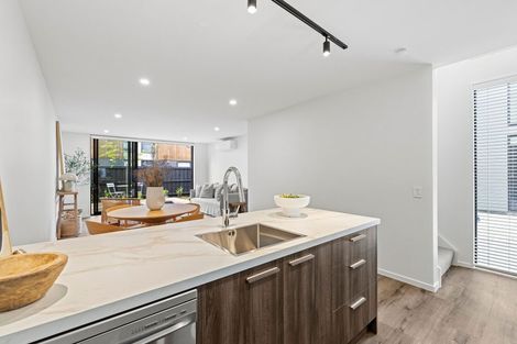 Photo of property in 2/25 Alexandra Street, Richmond, Christchurch, 8013