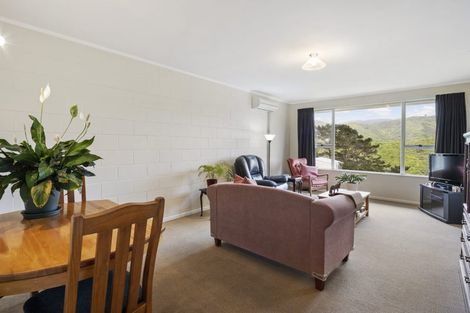 Photo of property in 10f1 Camrose Grove, Kingston, Wellington, 6021