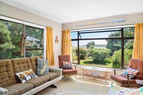 Photo of property in 90 Maunsell Road, Port Waikato, Tuakau, 2695