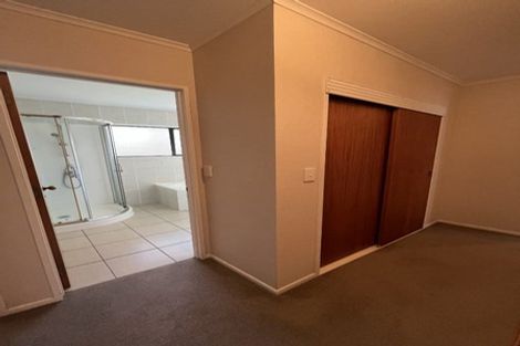 Photo of property in 2/1 Nelson Street, Papakura, 2110