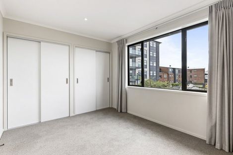 Photo of property in 3/4 Onekiritea Road, Hobsonville, Auckland, 0616