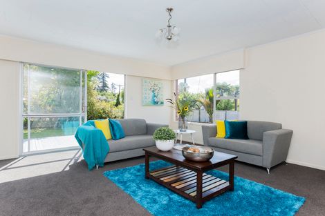 Photo of property in 27 Waingake Road, Manutuke, 4072