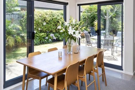 Photo of property in 3 Moy Place, East Tamaki Heights, Auckland, 2016