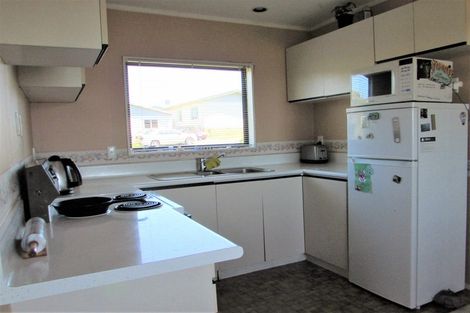 Photo of property in 54 Frobisher Street, Island Bay, Wellington, 6023