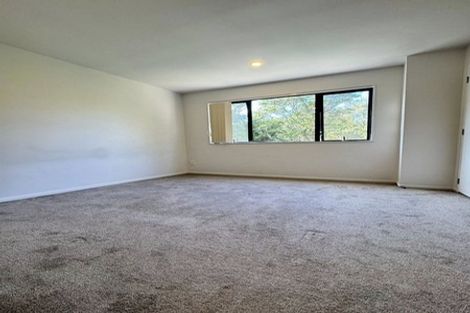 Photo of property in 83 Morihana Close, Glen Eden, 0602