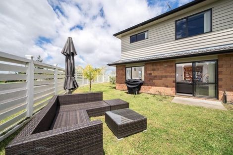 Photo of property in 12 Riverglade Parkway, Te Atatu South, Auckland, 0610