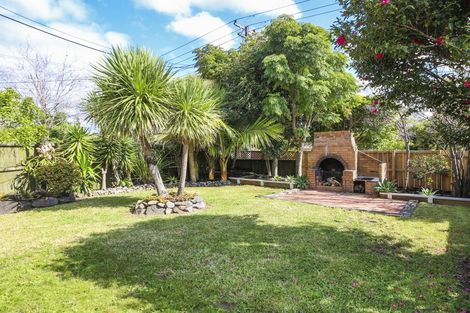 Photo of property in 1/47 Moire Road, Massey, Auckland, 0614