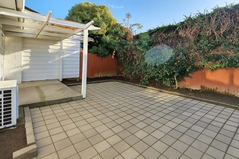 Photo of property in 706 Queen Street East, Parkvale, Hastings, 4122