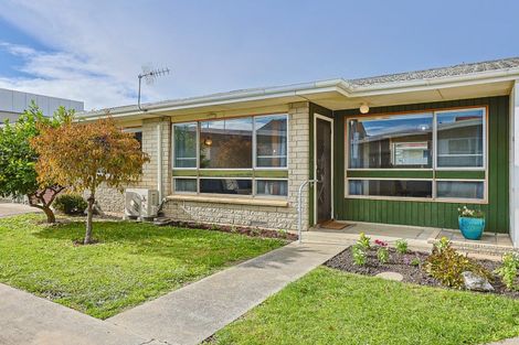 Photo of property in 2/505 Lyndon Road West, Hastings, 4122