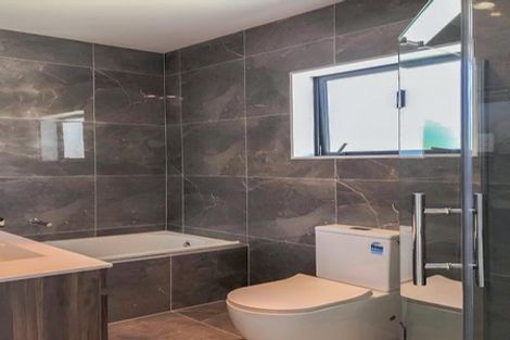 Photo of property in 3 Gamble Way, Massey, Auckland, 0614