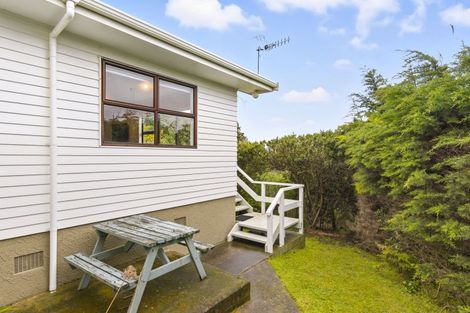 Photo of property in 5 Norna Grove, Waikawa Beach, Manakau, 5573