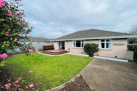 Photo of property in 63 Dunedin Street, Redwood, Christchurch, 8051