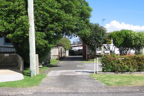 Photo of property in 20 Stokes Avenue, Te Atatu Peninsula, Auckland, 0610