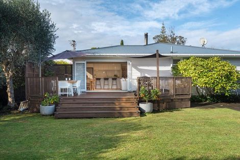 Photo of property in 38 Lancaster Road, Beach Haven, Auckland, 0626