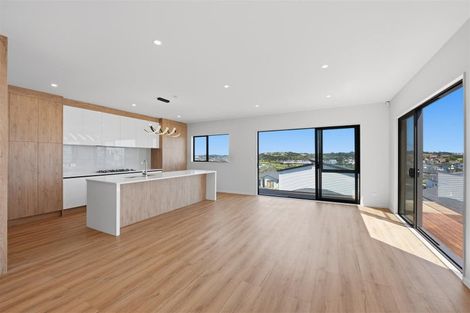Photo of property in 13 Whale Bay Rise, Gulf Harbour, Whangaparaoa, 0930