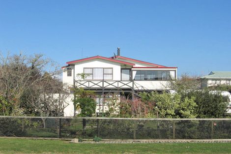 Photo of property in 22 Mercury Street, Whitianga, 3510