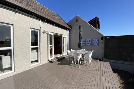 Photo of property in 2/39 Shanaway Rise, Hillcrest, Auckland, 0627