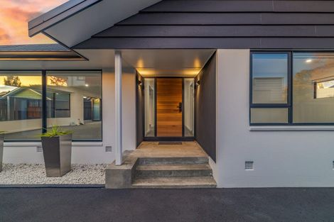 Photo of property in 33 Church Lane, Merivale, Christchurch, 8014