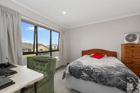 Photo of property in 4/87 Rototuna Road, Rototuna, 3210