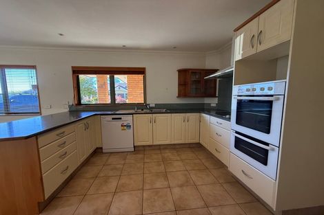 Photo of property in 6 Doneraille Place, Bethlehem, Tauranga, 3110