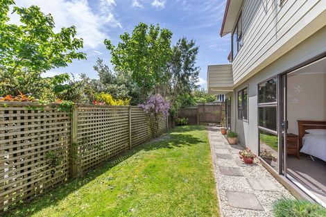 Photo of property in 32b Sailmaker Close, Whitby, Porirua, 5024