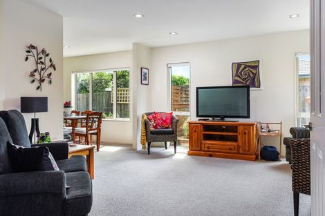 Photo of property in 32 Carroll Place, Owhata, Rotorua, 3010