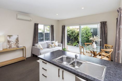 Photo of property in 4/6 Kauri Street, Riccarton, Christchurch, 8041