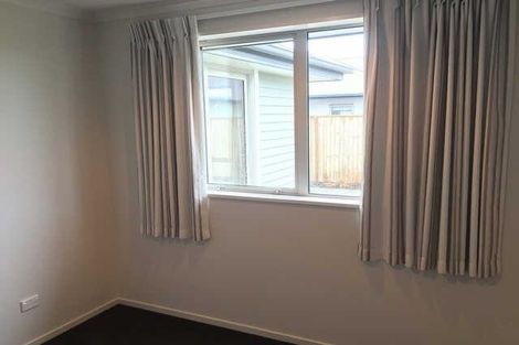 Photo of property in 28 Huntingdon Drive, Rangiora, 7400