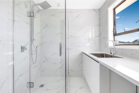 Photo of property in 4 Burlington Place, Manurewa, Auckland, 2102