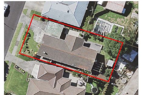 Photo of property in 32 Borrowdace Avenue, Botany Downs, Auckland, 2010