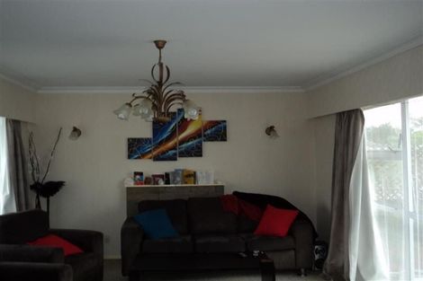 Photo of property in 1/2 Richard Avenue, Bucklands Beach, Auckland, 2014
