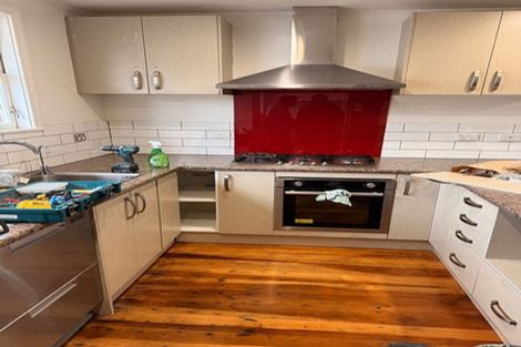 Photo of property in 87 Bell Street, Tawa, Wellington, 5028