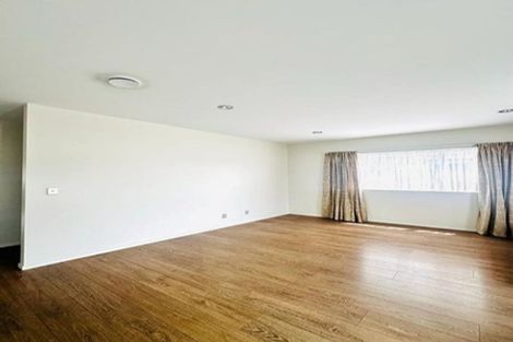 Photo of property in 5 Aster Place, Flat Bush, Auckland, 2019
