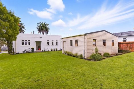 Photo of property in 362 Oxford Street, Levin, 5510