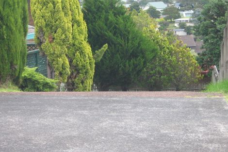 Photo of property in 90 Seaview Road, Glenfield, Auckland, 0629