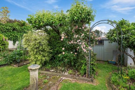 Photo of property in 60 Kawaha Point Road, Kawaha Point, Rotorua, 3010