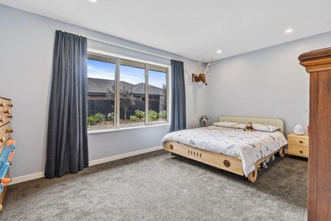 Photo of property in 19 Marlowe Place, Rolleston, 7614
