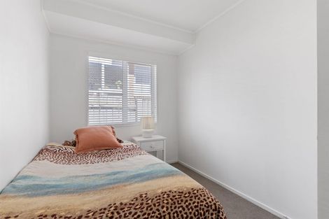 Photo of property in 1/2 Perendale Close, Somerville, Auckland, 2014