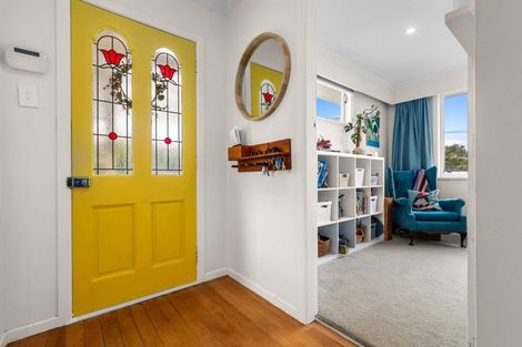 Photo of property in 66 Kingswood Road, Brookfield, Tauranga, 3110