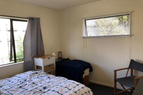 Photo of property in 2/15 Simpson Road, Ranui, Auckland, 0612