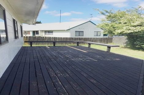 Photo of property in 7 Elvira Place, Ranui, Auckland, 0612