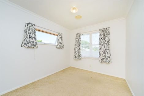 Photo of property in 42 Pitama Road, Awapuni, Palmerston North, 4412