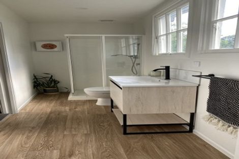 Photo of property in 82 Upper Harbour Drive, Greenhithe, Auckland, 0632