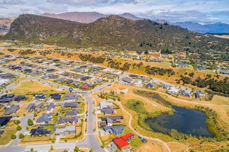 Photo of property in 25 Sherwin Avenue, Albert Town, Wanaka, 9305