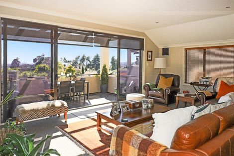 Photo of property in 2/39 Reeve Drive, Havelock North, 4130
