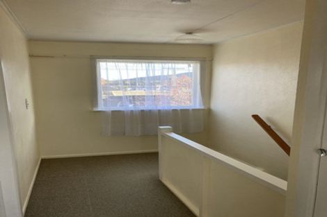 Photo of property in Shakespeare Flats, 8/48 Merton Street, Trentham, Upper Hutt, 5018