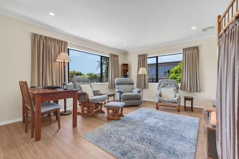 Photo of property in 8a Norfolk Drive, Cambridge, 3434