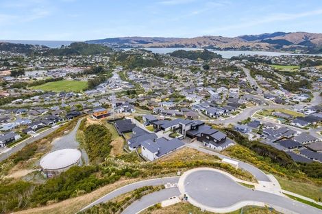 Photo of property in 2 Trysail Place, Whitby, Porirua, 5024